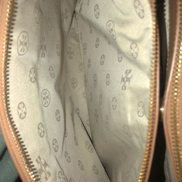 Tory Burch “ROBINSON, Mini Double Zip Tote” - Picture 6 of 8